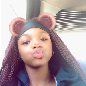 Meet your Posher, Samara